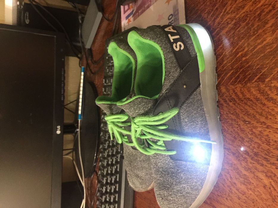 Кроссовки для мальчика