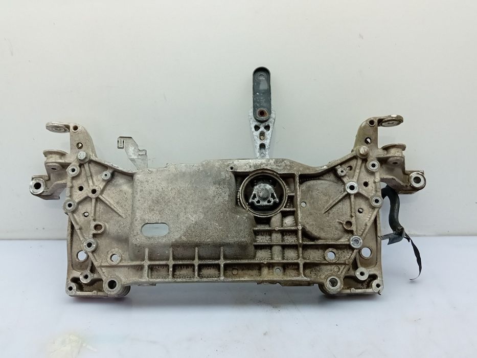 Charriot frente AUDI A3 (8P1)