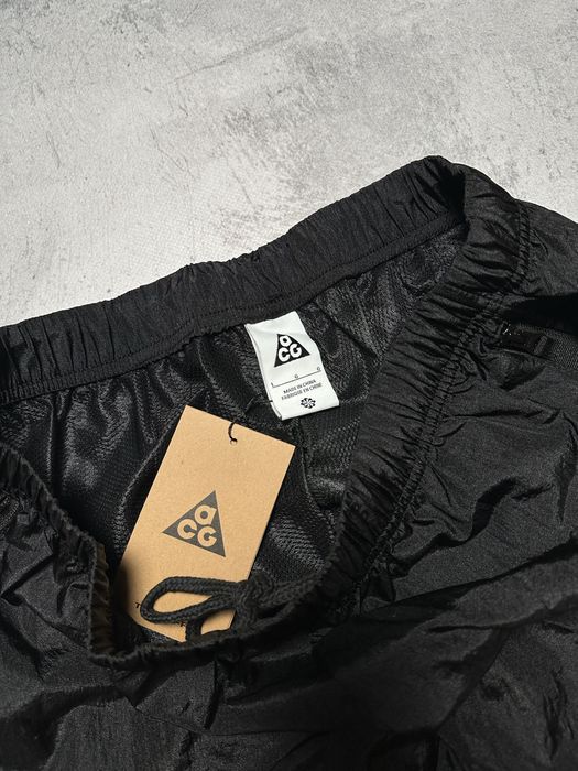 Нейлонові спортивні штани Nike ACG Primaloft