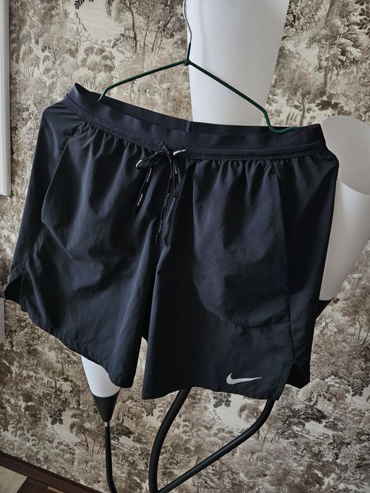 Спортивні, бігові шорти Nike Flex Stride