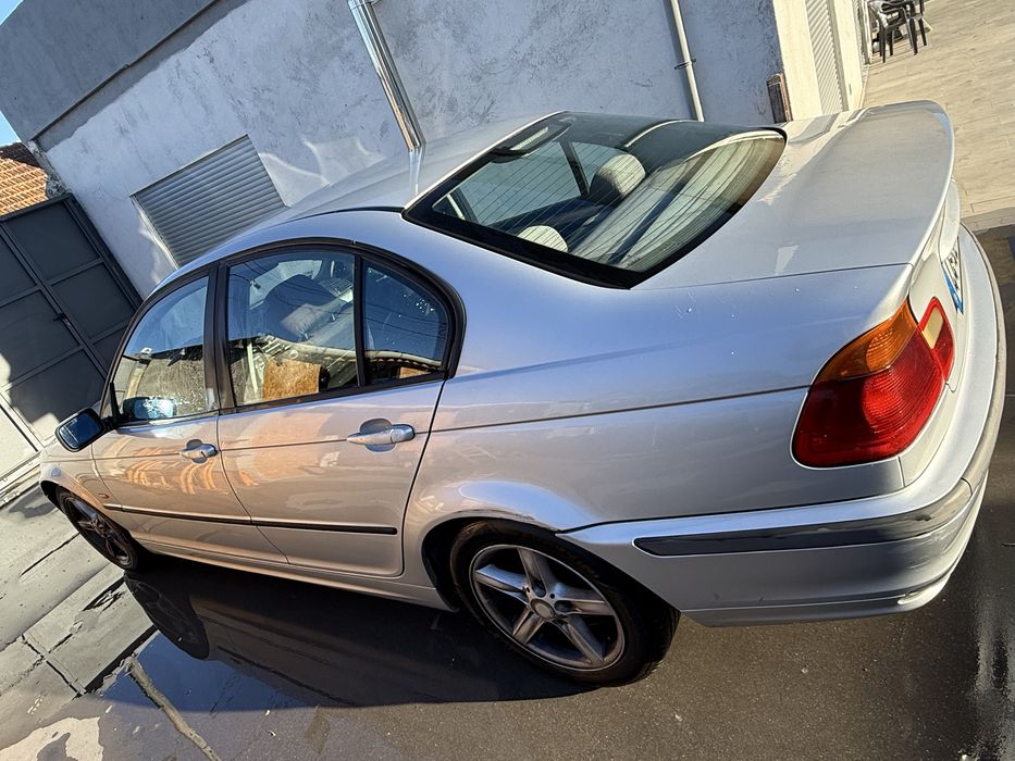 BMW E46 136CV 1998 Cinzento/prateado — photo 2
