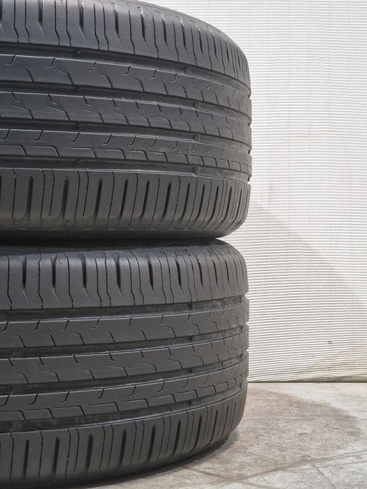 2 Pneus 225/45R19 CONTINENTAL (RFT) Semi Novos