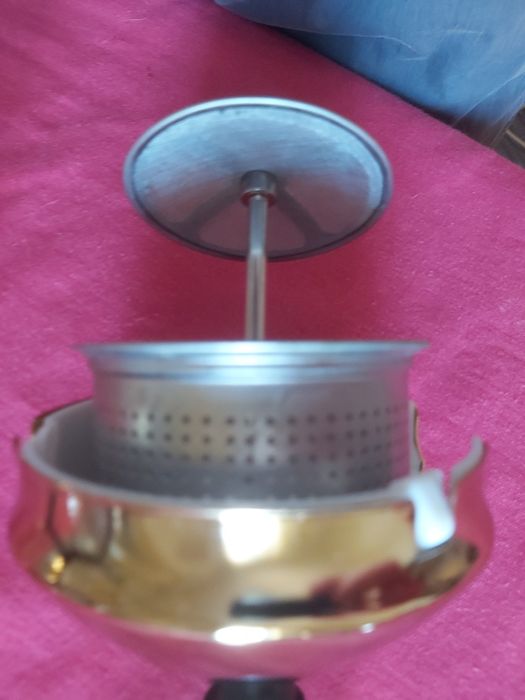 Pote de chá com infusor