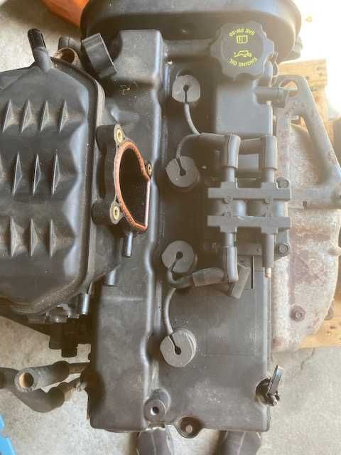 Jeep Liberty KJ 2,4 silnik DOHC 16V 05r ED1 SMPI
