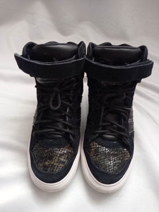 Buty sportowe Adidas 38