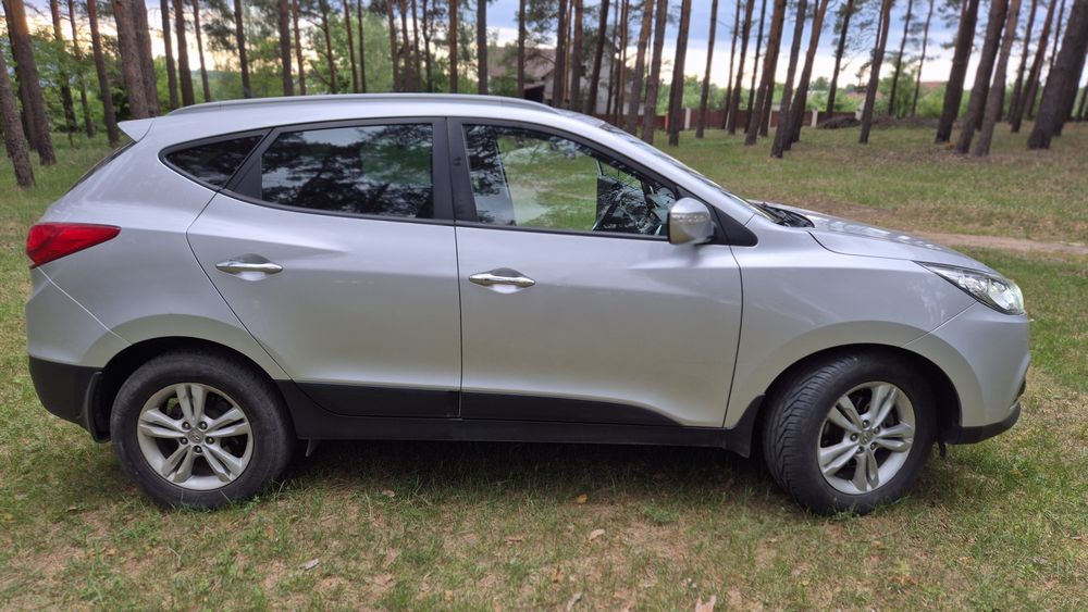 Hyundai ix35 2011 VIN TMAJU81BCCJ250651 фото оголошення 3 з 24