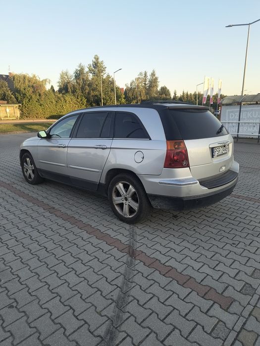Sprzedam Chrysler Pacyfika   ,3,5 l , gaz , 6 osób , 4×4