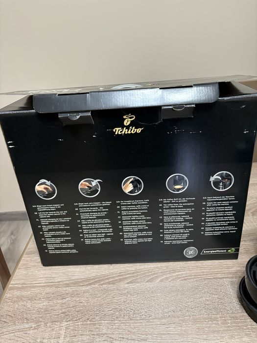 Ekspres na kapsułki TCHIBO Cafissimo PURE Black