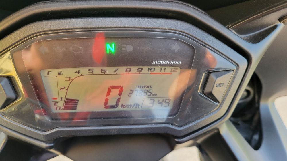 Honda CBR400R з Японії