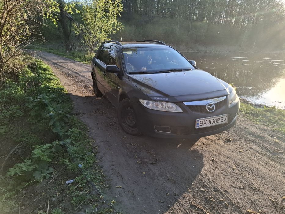 Мазда 6 2004 року