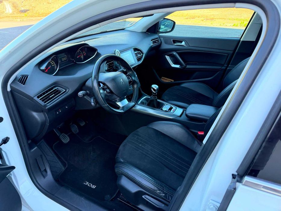 Peugeot 308 SW 1.6 HDi Allure (Full Extras) – Histórico 100% Marc