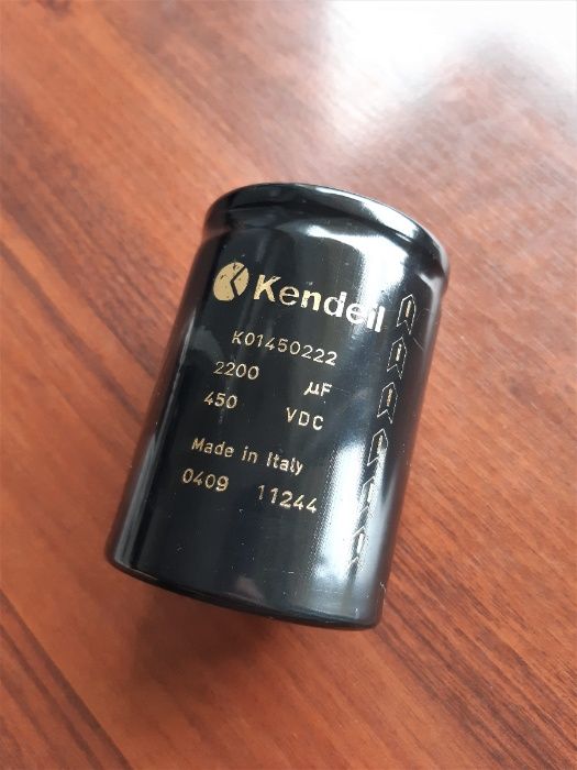 Kondensator elektrolityczny 2200uF 450V Kendeil NOWY