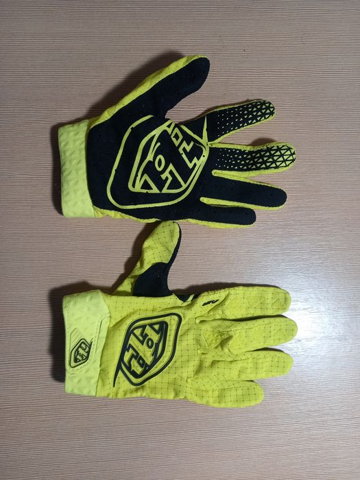 Спортивні дитячі рукавиці Trylee Designs