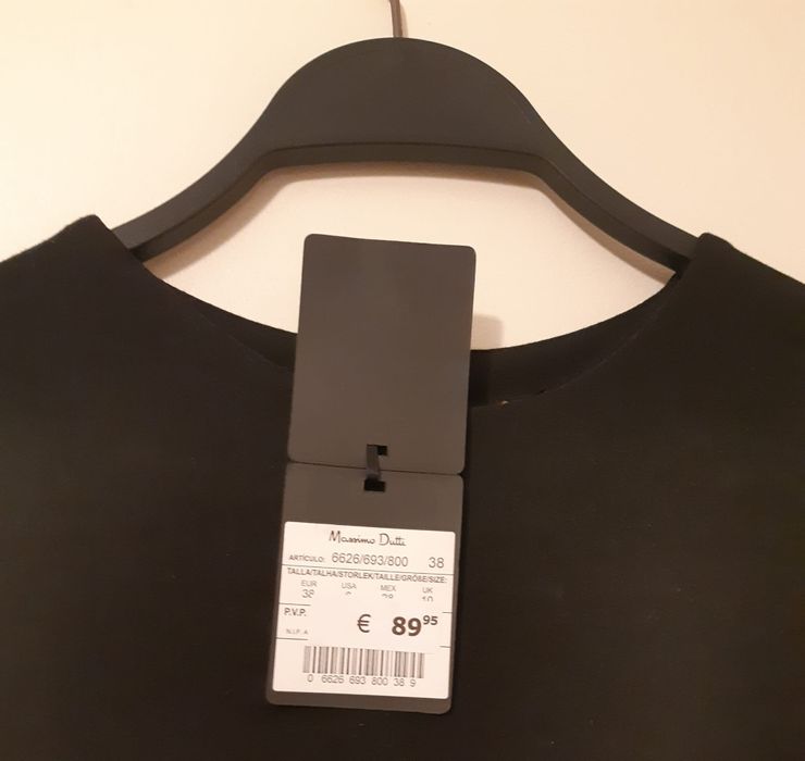 Vestido novo com etiqueta Massimo Dutti.