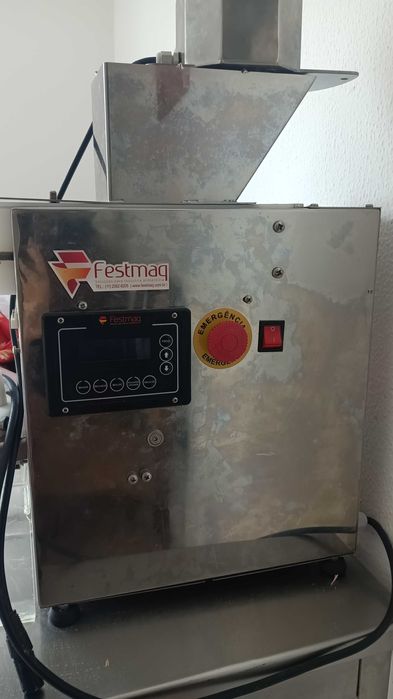 Maquina de fazer salgados