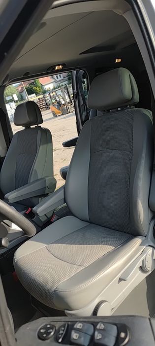 Mercedes- Benz  Viano