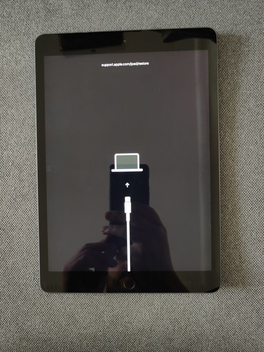Продам iPad 7 пам'ять 32 GB