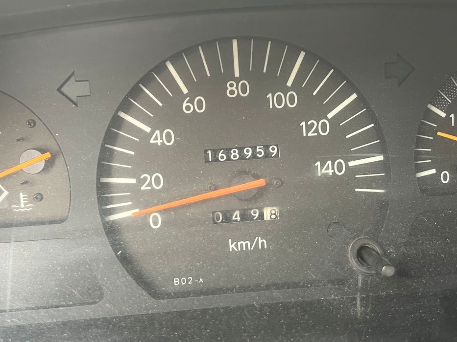 Toyota Optimo 2k Ano 2010 minibus/ autocarro 27 L