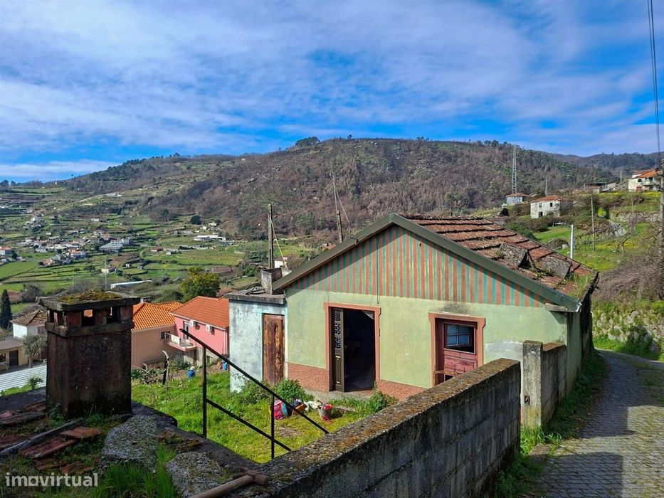 Moradia para Restaurar T2 Venda em Santa Marinha do Zêzere,Baião