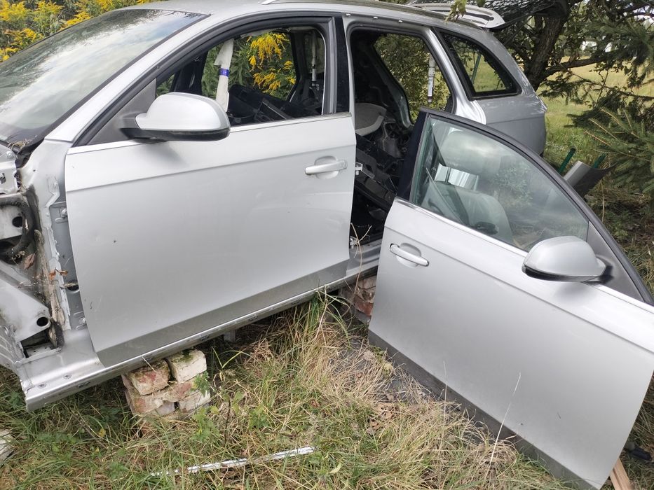 Drzwi przód LX7W audi a4 b8