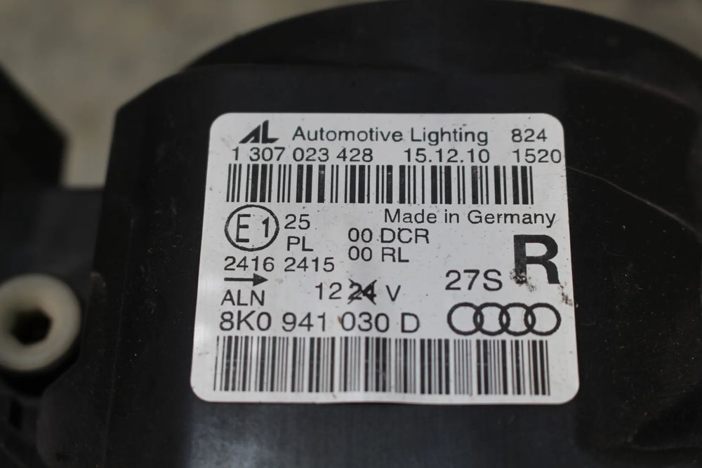 Ótica / farol direita AUDI A4 (8K2, B8)