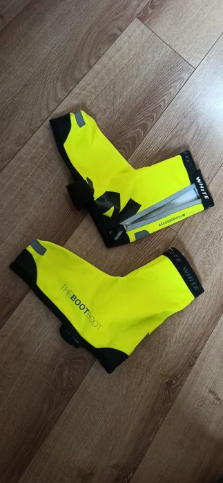 Ochraniacze na buty kolarskie firmy White. Nowe