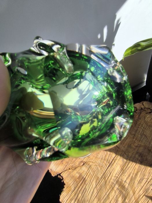 Cinzeiro verde em cristal Murano