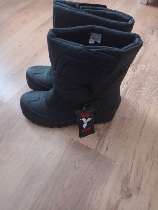 Sprzedam śniegowce zimowe męskie