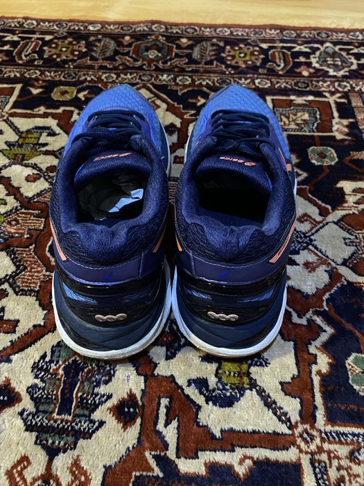 Кросівки ASICS GT-2000