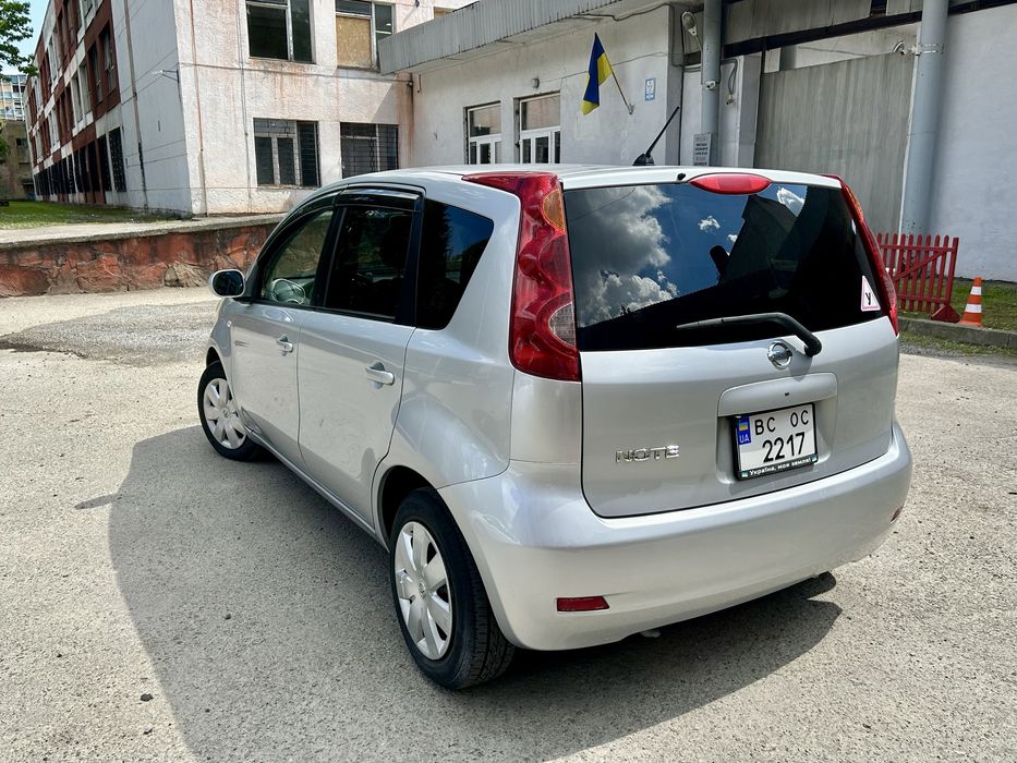 Продаж Nissan Note 2012 рік