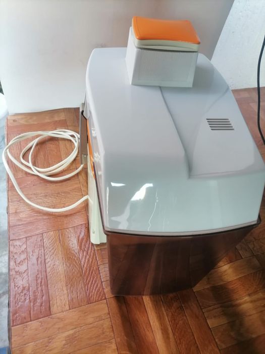 Máquina de fazer sumos Moulinex
