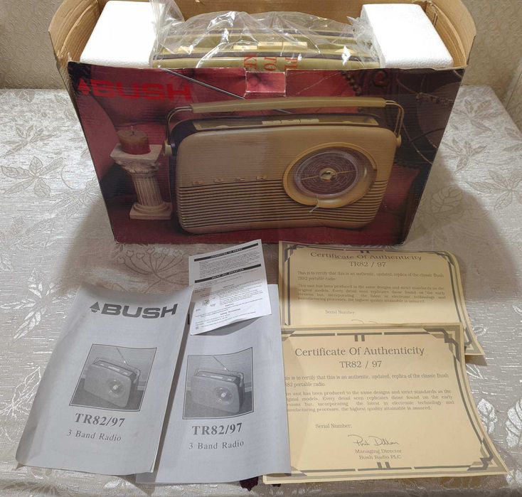 Винтажный радиоприемник марки Bush TR82/97.Новый ,рабочий.Англия.