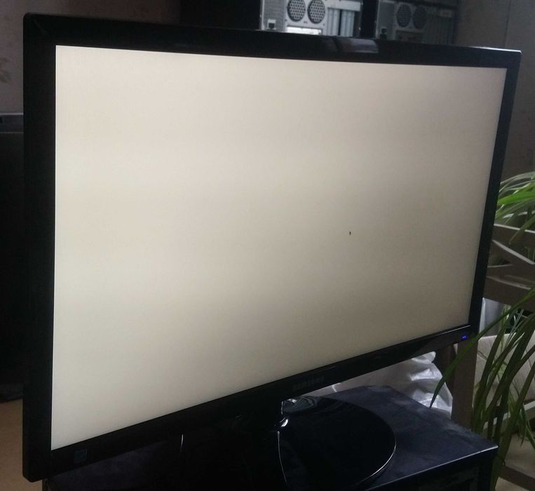 Монітор samsung LS23B300BS/UA (DVI+VGA)