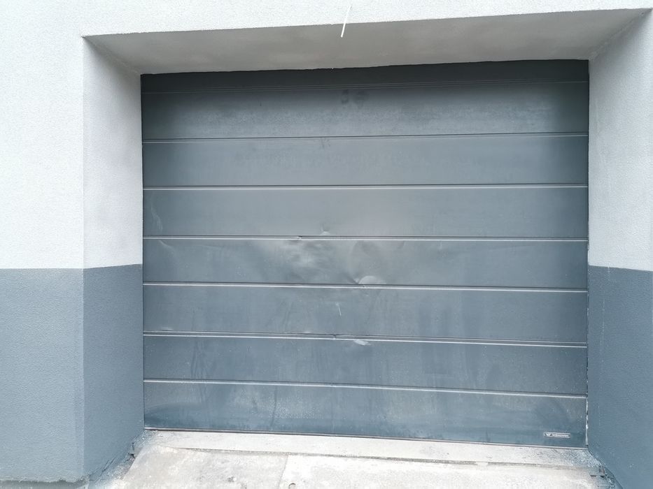 Brama segmentowa Wiśniowski