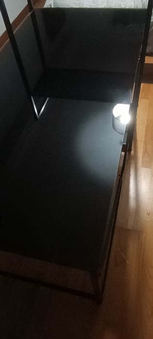 Secretaria com tampo de vidro