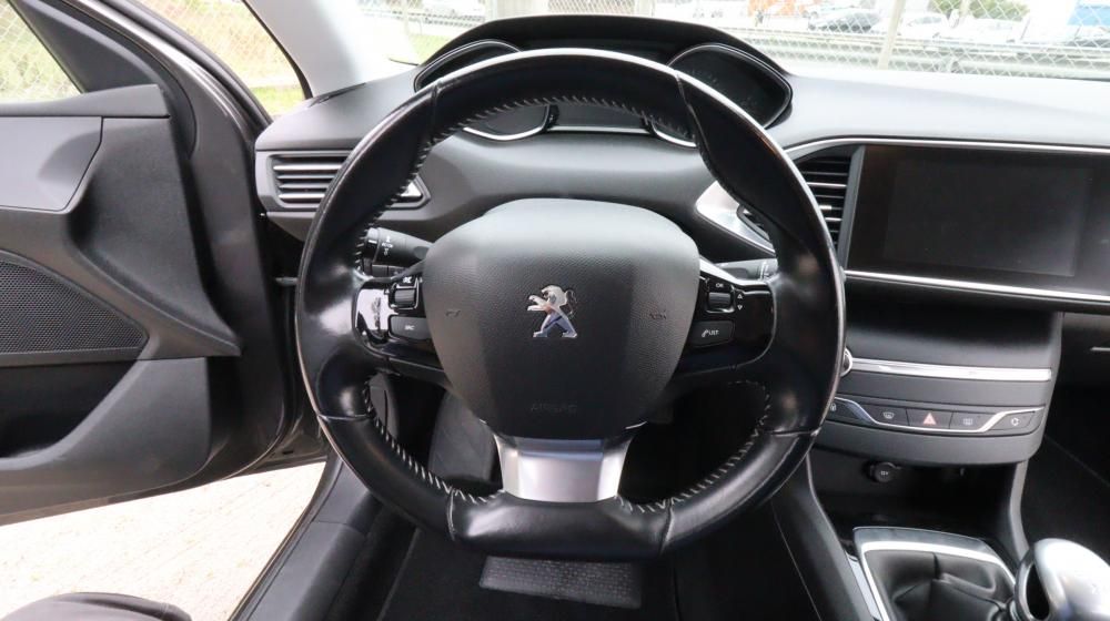 Peugeot 308 1.5 BlueHDi Style