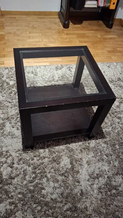 Mesa de apoio com tampo em vidro – design moderno e elegante