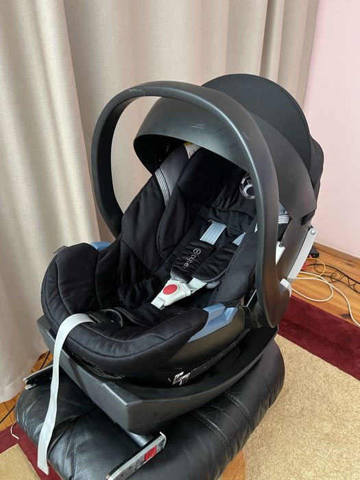 Cybex Aton 4 + база ISOFIX (Cybex Base 2-Fix)