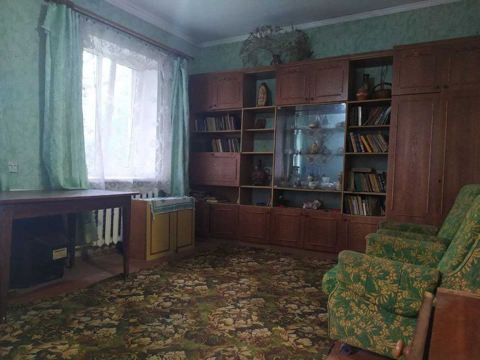 продається будинок в хорошому місці