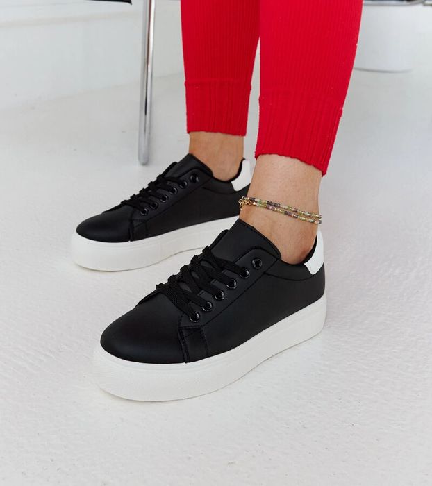 Czarno-białe sneakersy na grubej podeszwie Ruta