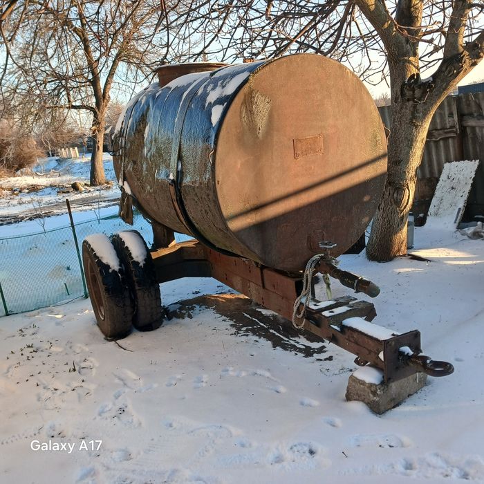 Бочка  на колесах 3.2 т