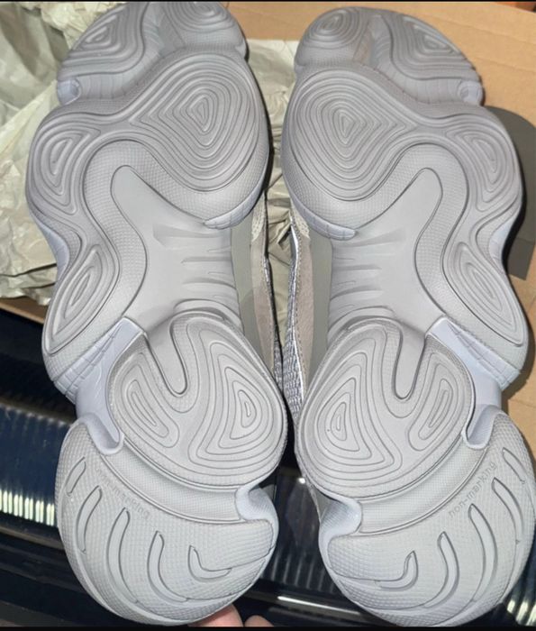 Nowe szare trampki Adidas Yeezy 500 Stone Salt rozmiar 49