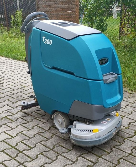 Szorowarka Tennant T300. 2021r. Jak nowa