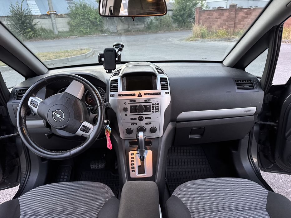 Opel Zafira 2009, 1.9cdti AVTOMAT  110kWt