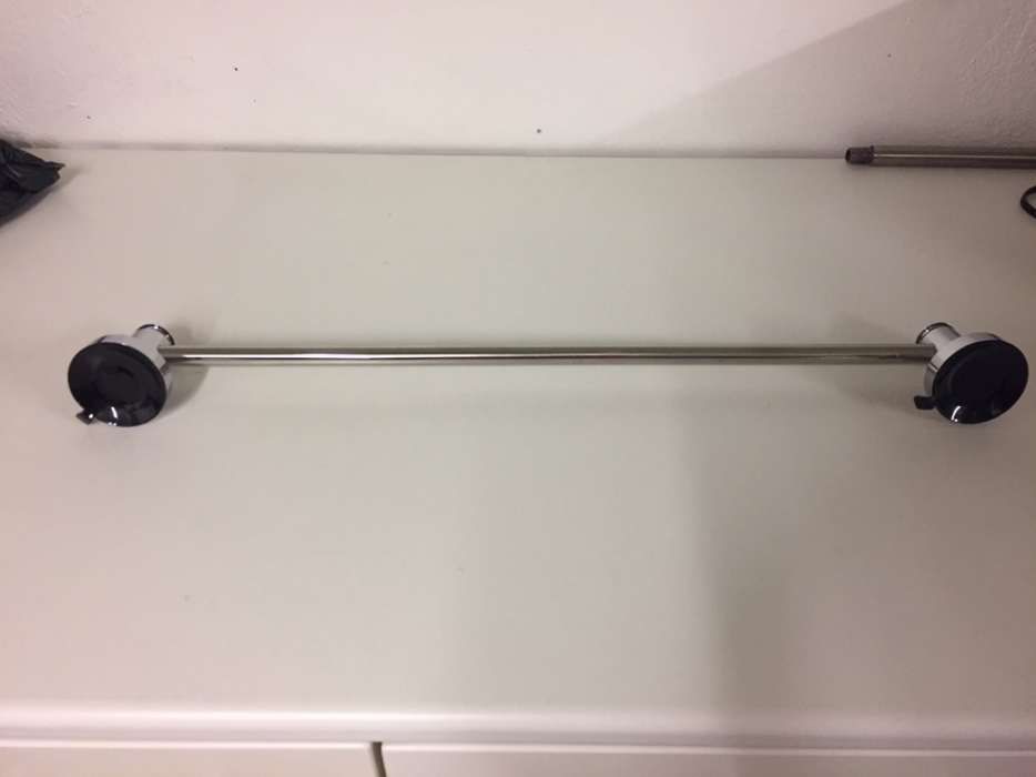 Toalheiro de W. C com ventosas