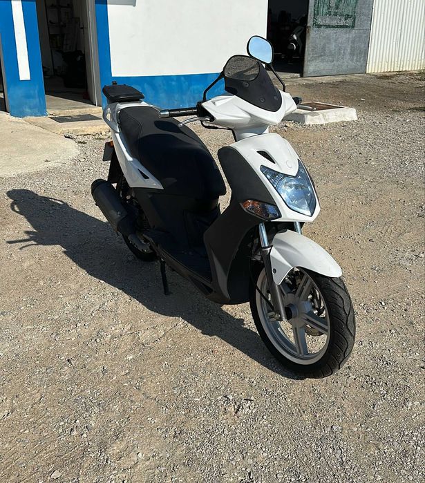 VENDO SCOOTERS (várias) KYMCO AGILITY 125Cc