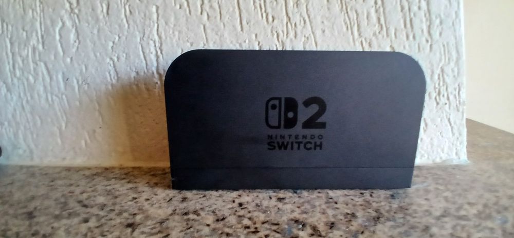 Nintendo switch 2 ,bolsa de viagem, 2 jogos,2 comandos