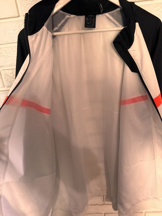 Kurtka wiatrowa Adidas Climalite