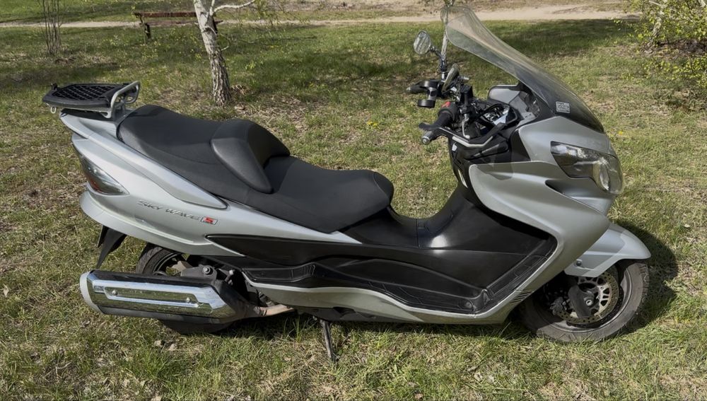 Макси-скутер Suzuki Skywave K7 400 2008.