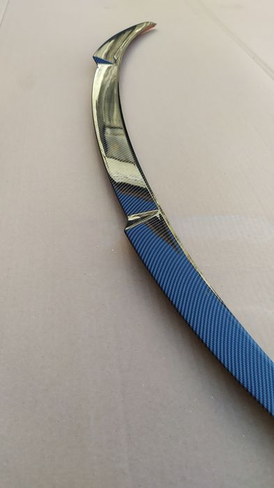 Спойлер сплітер багажника Тесла модель 3 модель Y карбон глянець.